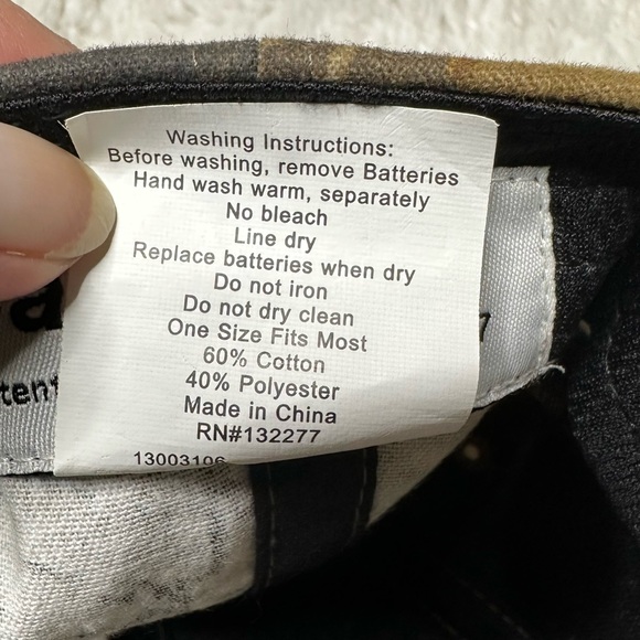 NWOT Cap Light LED Powered Realtree Adjustable Baseball Cap Outdoor Adult OS - Picture 12 of 12